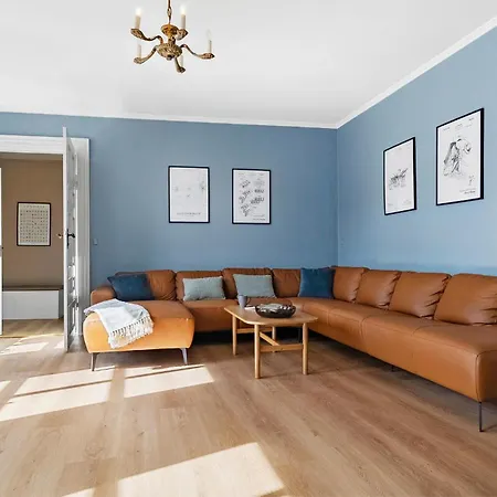 Casa vacanze Lovely In With Wifi